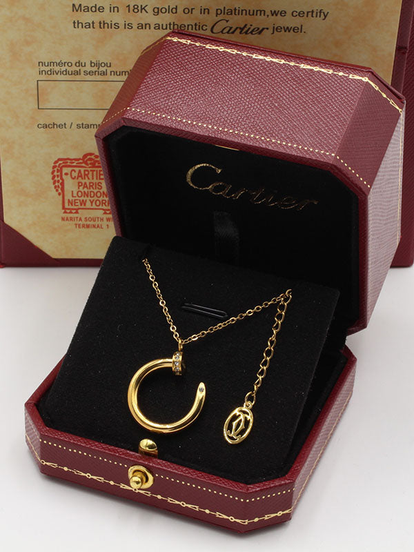 سلسال كارتير مسمار ستون وسط سلسال CARTIER
