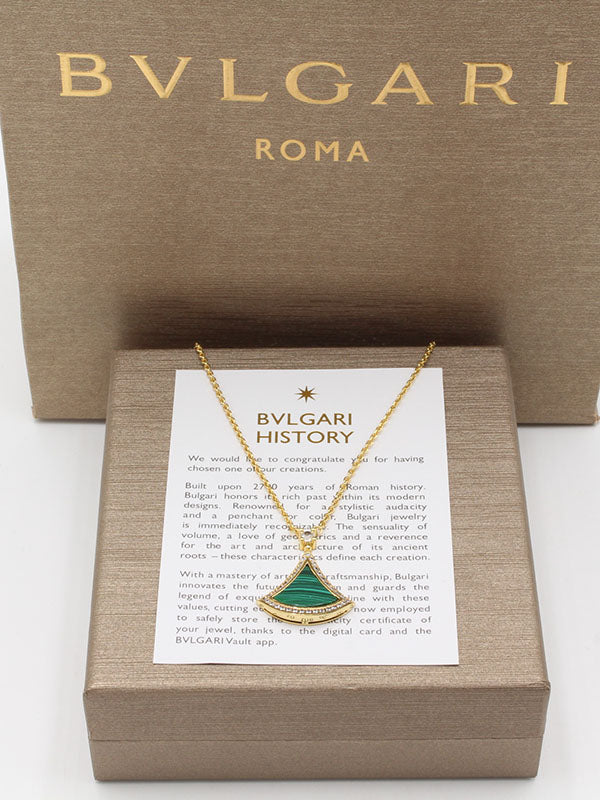 سلسال بولغاري حجر طبيعي وسط سلسال bvlgari