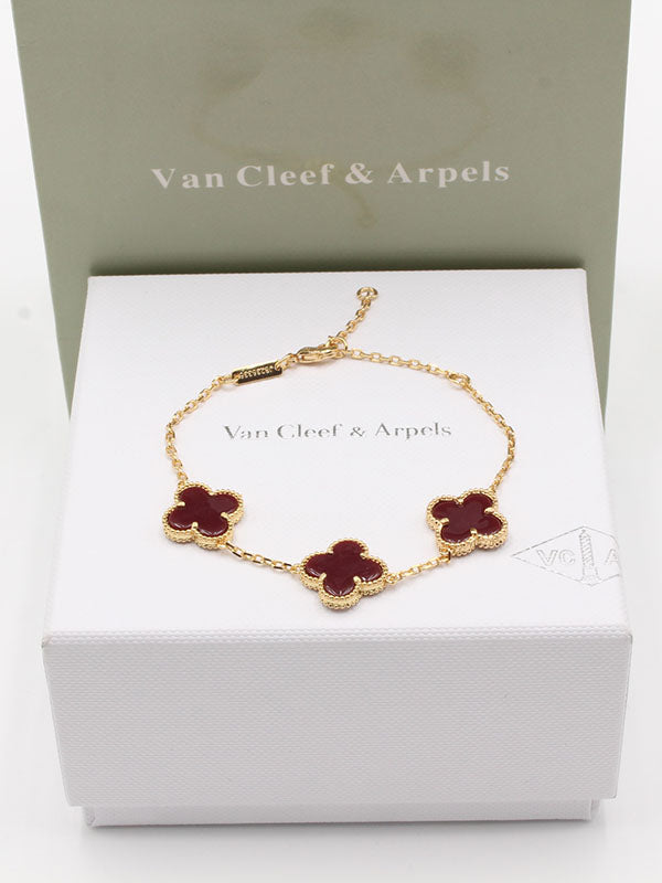 اسوارة فان كليف ثري فلاورز اسواره van cleef عنابي
