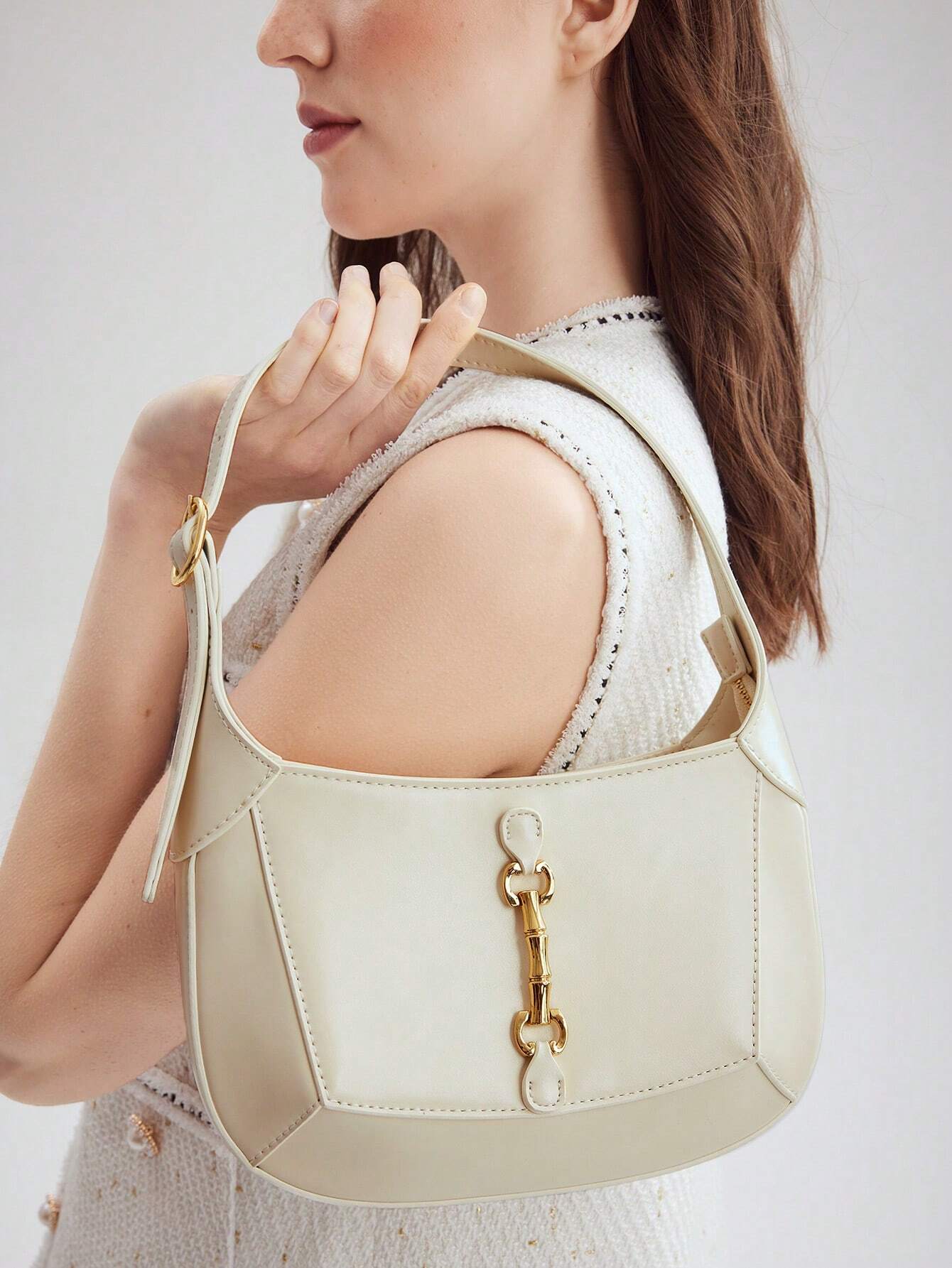 حقيبة كتف نسائية عصرية كريمي شنط وحقائب شنط