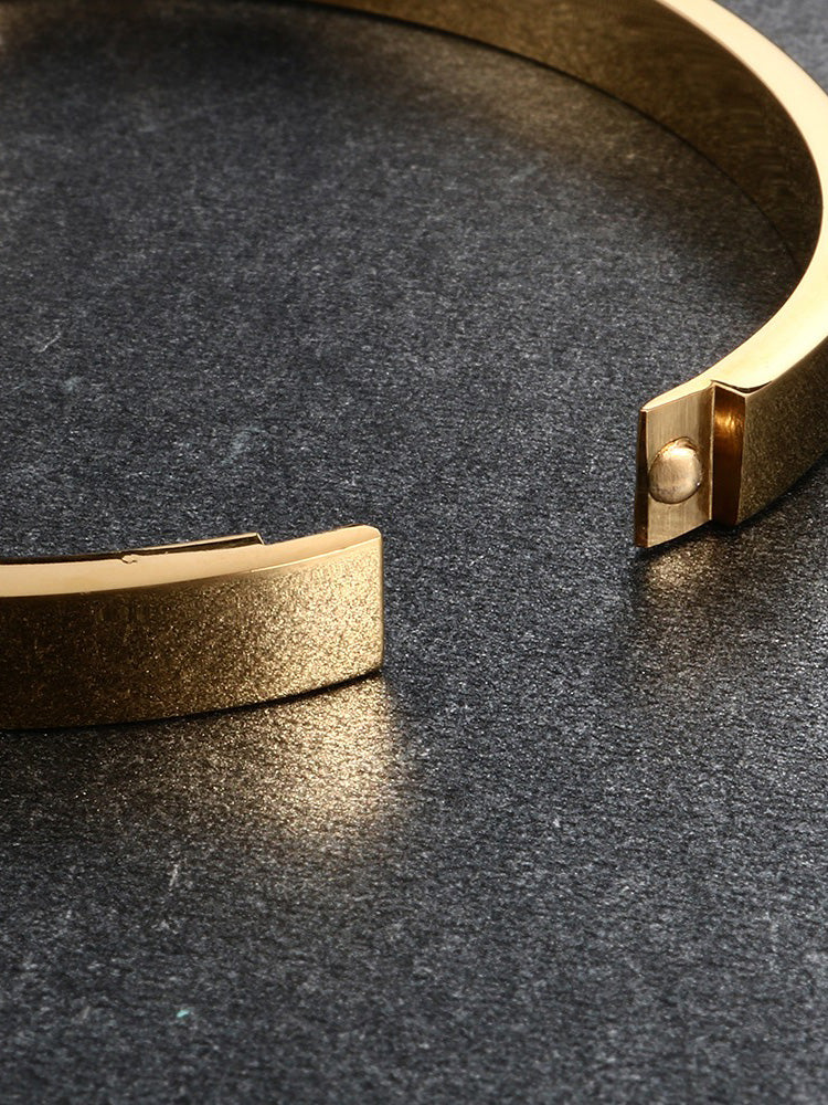 اسوارة ميسيكا messika