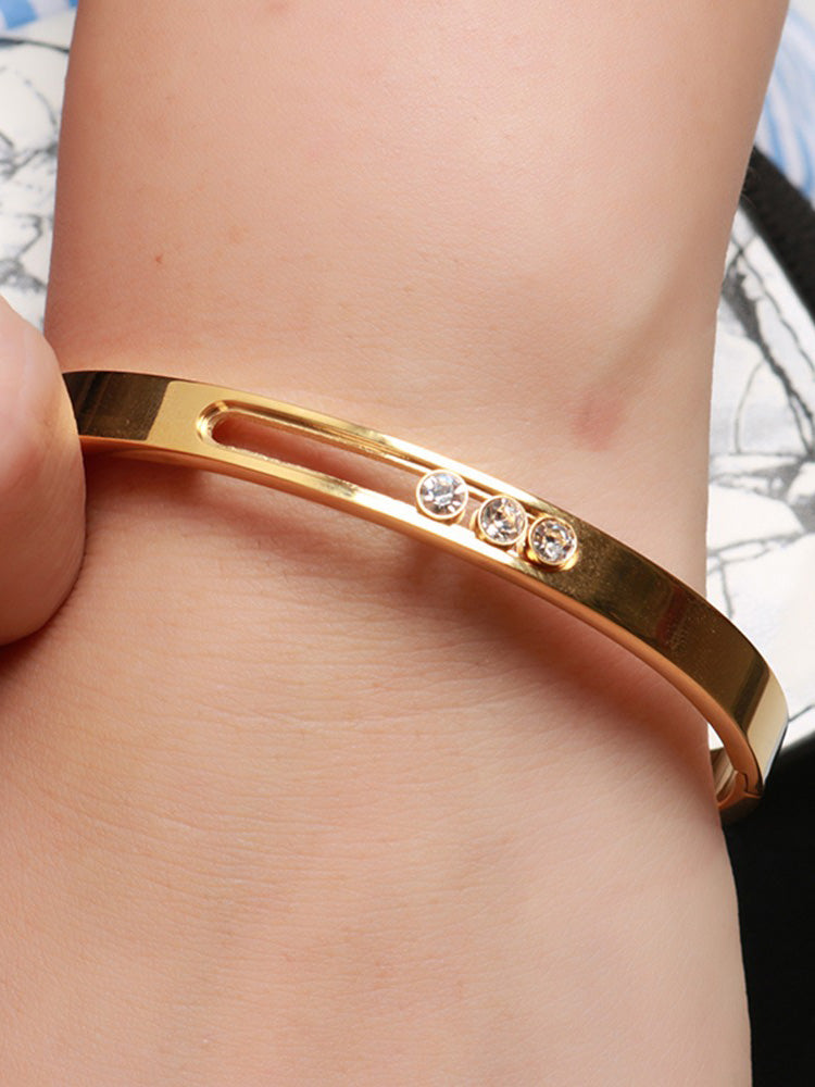 اسوارة ميسيكا messika