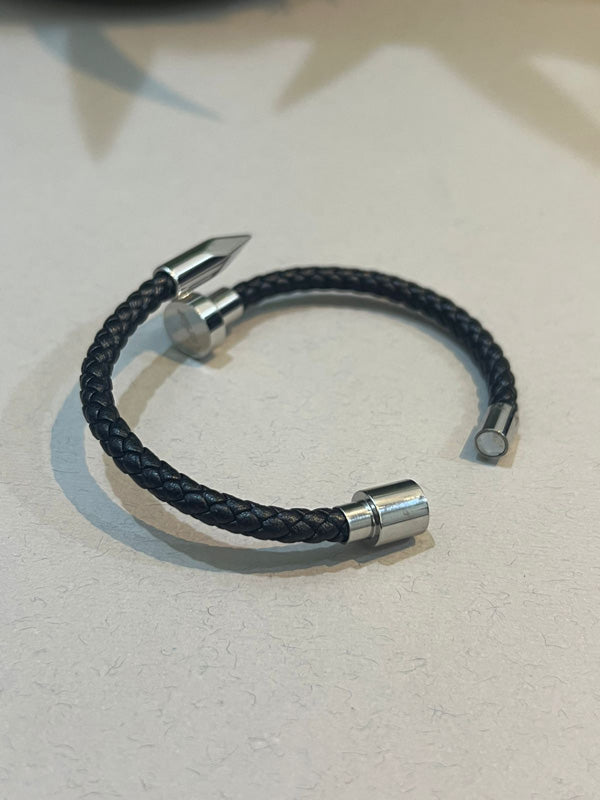 اساور كارتير رجالي اسود مسمار اسواره CARTIER