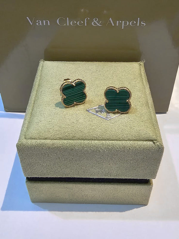 حلق فان كليف وسط لوقو حلق van cleef اخضر