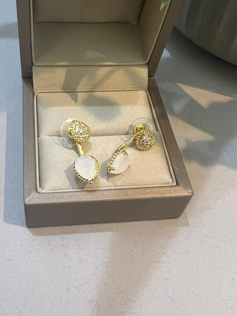 حلق بوشرون الجديد حلق bucheron ابيض ذهبي