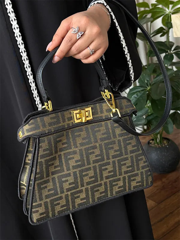 شنطة فندي ماستر 408 شنط وحقائب fendi bags بني