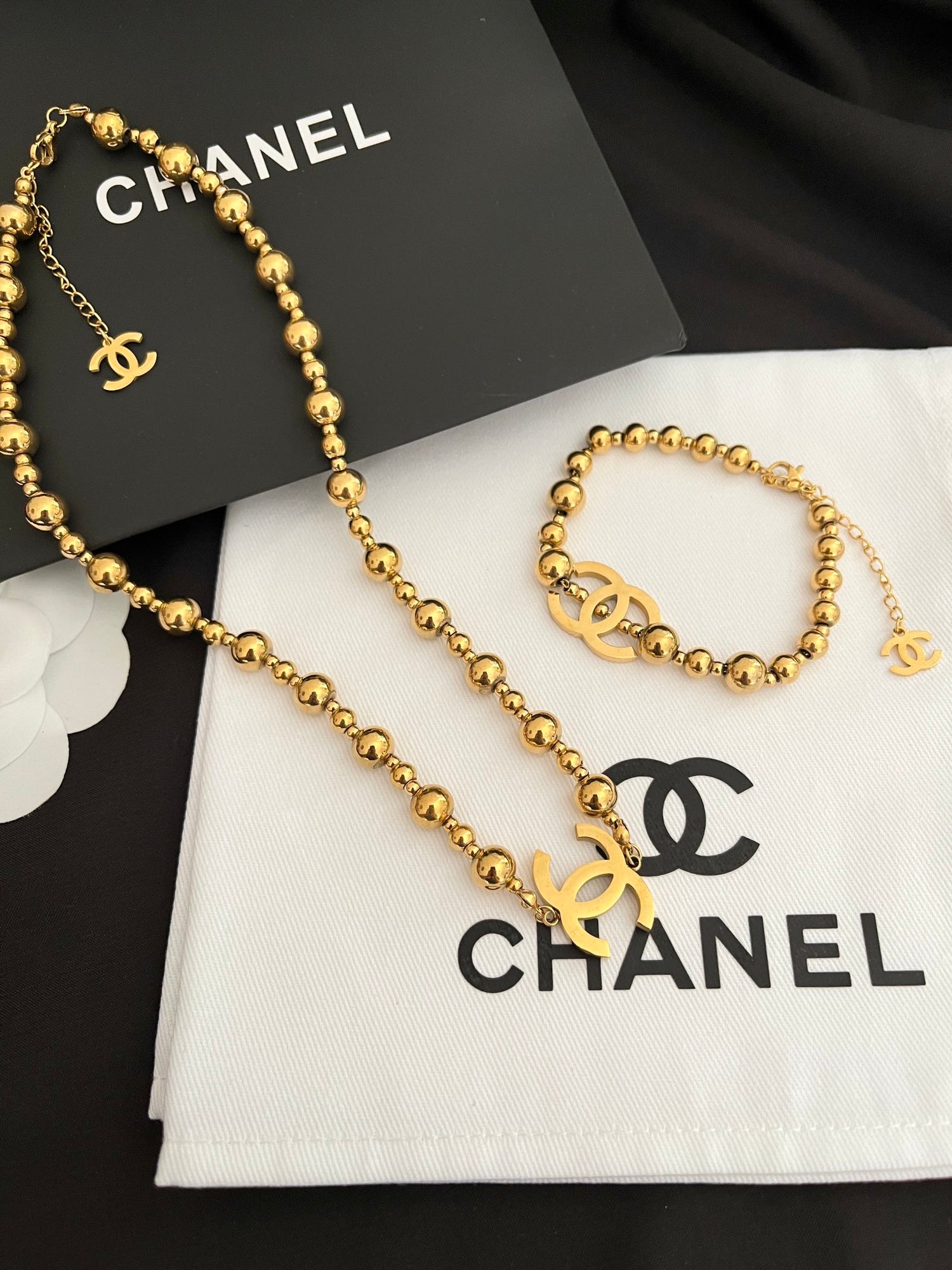 سلسال شانيل بولز شاين سلسال chanel