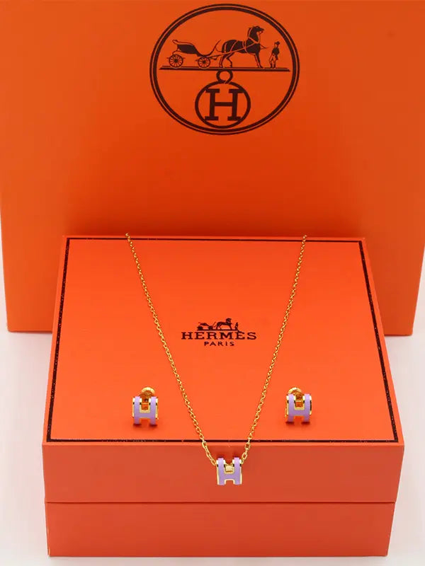 طقم هيرمز ملون ناعم ماستر لوقو اطقم HERMES موف ذهبي