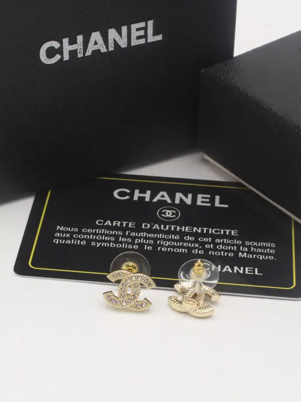 حلق شانيل صغير زركون 663 حلق chanel