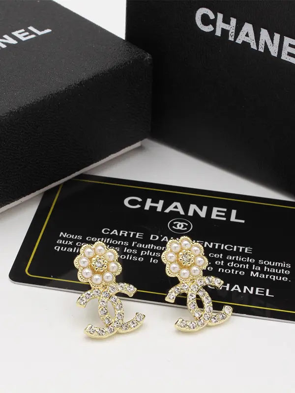 حلق شانيل 571 حلق chanel ذهبي