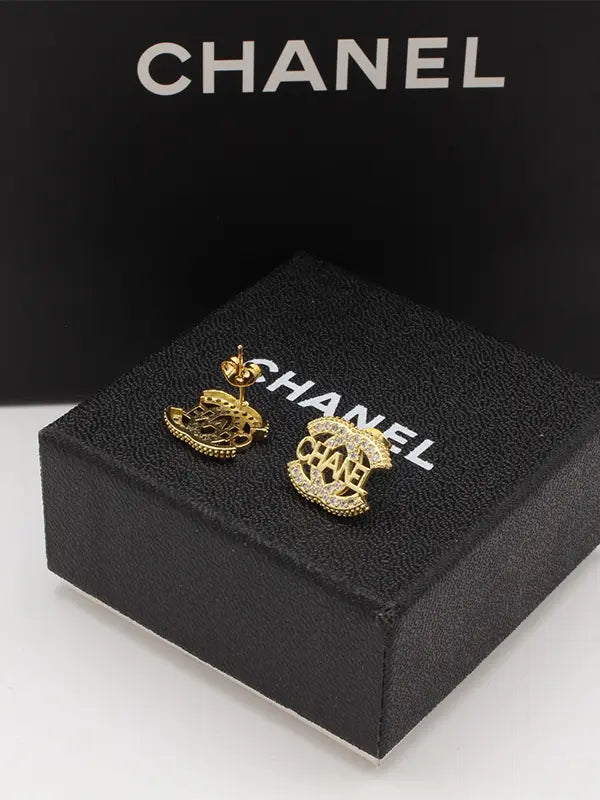 حلق شانيل زركون لوقو قولد حلق chanel