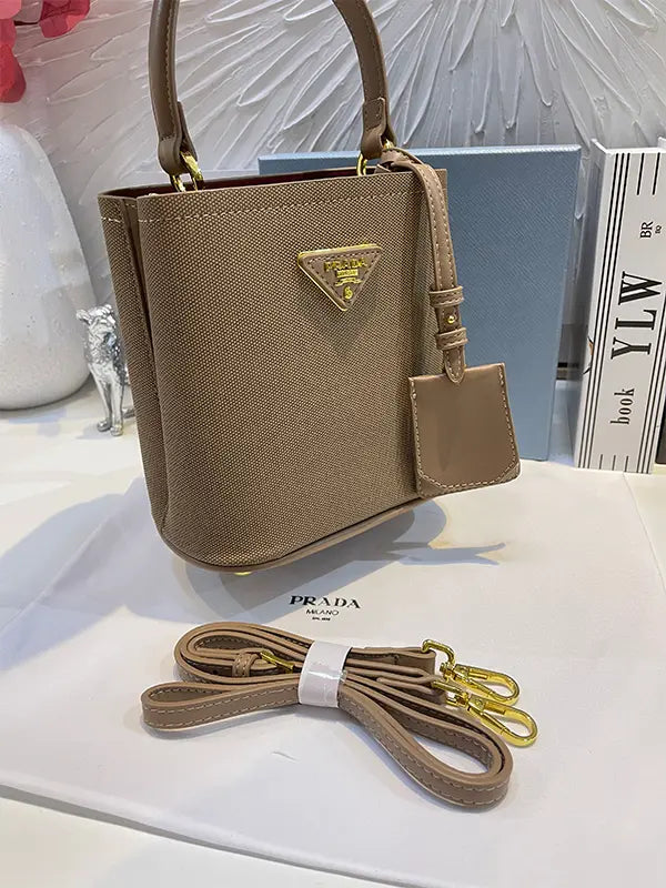 شنطة برادا شنط وحقائب brada bags