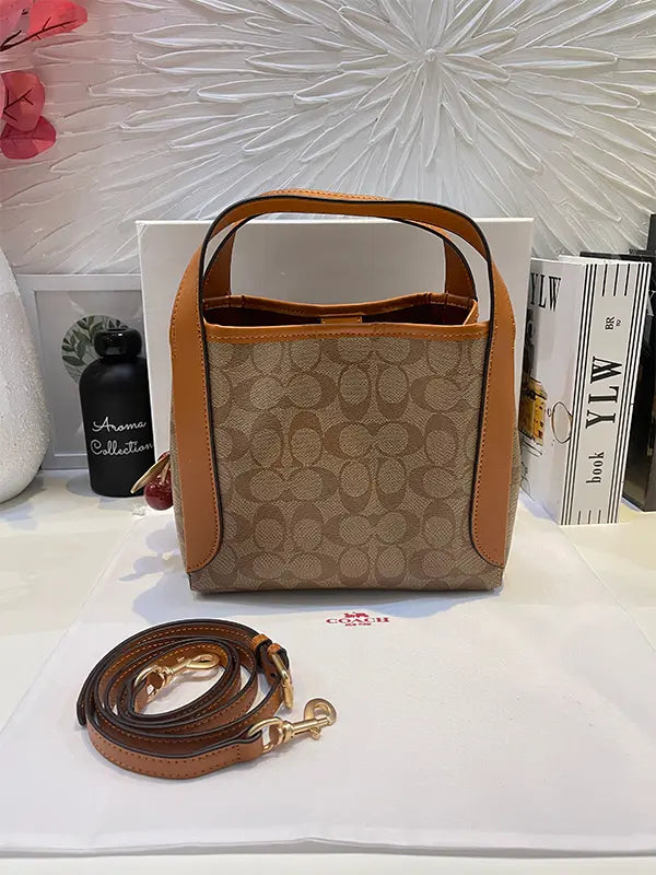 شنطة كوتش بالوان متعدده شنط وحقائب coach bags