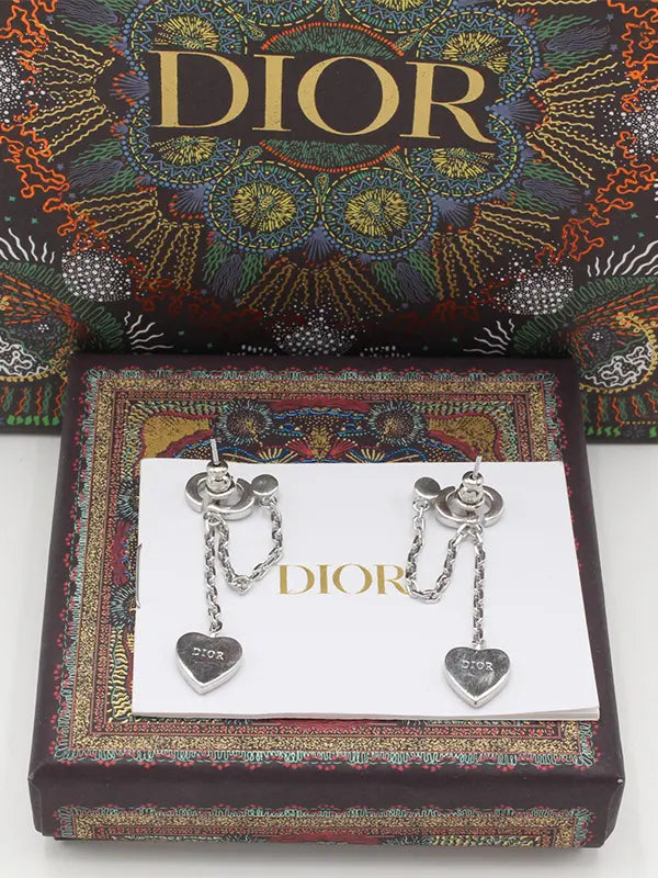حلق ديور لوقو طويل كريستال حلق dior