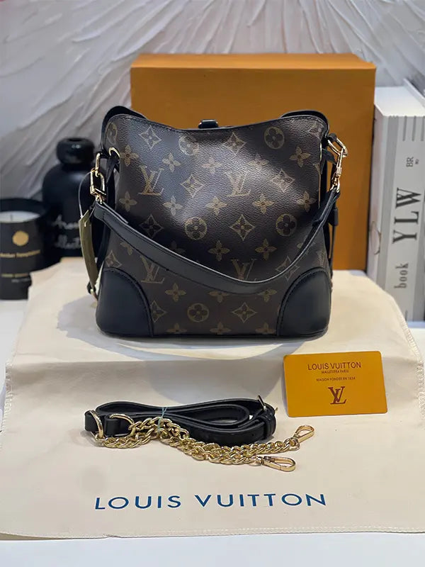 شنطة لويس فيتون ماستر بني وسط شنط وحقائب louis vuitton bags