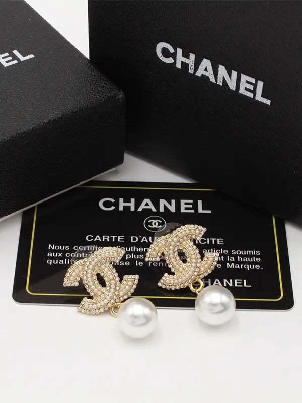 حلق شانيل 551 حلق chanel