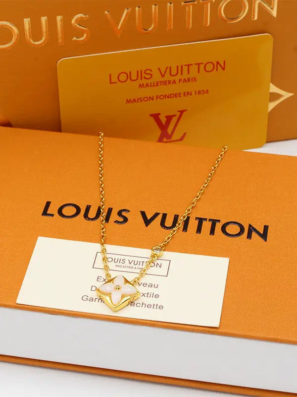 سلسال لويس فيتون الجديد ماستر 672 سلسال louis vuitton