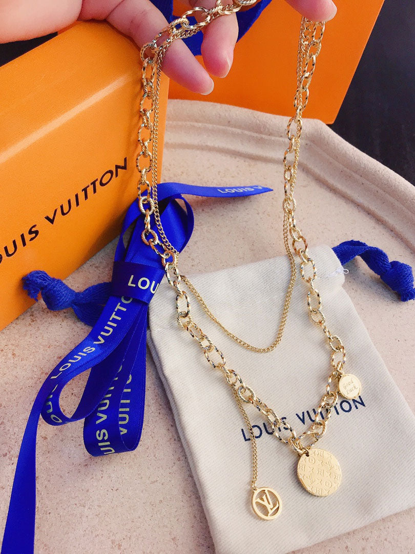 سلسال لويس فيتون تشوكر دبل لاينز سلسال louis vuitton ذهبي