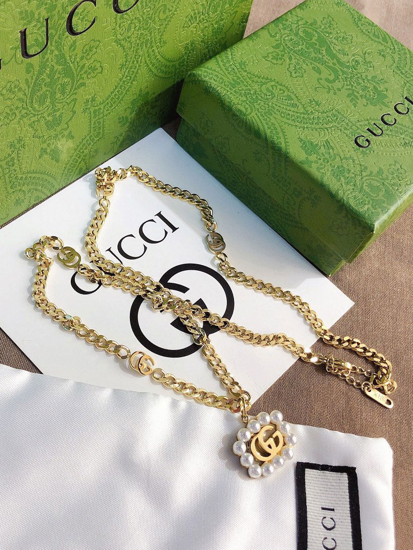 سلسال قوتشي شعار لولو ذهبي سلسال gucci