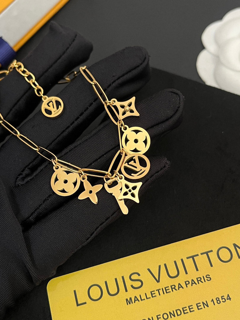 اساور لويس فيتون بدنتس قولد اسواره louis vuitton