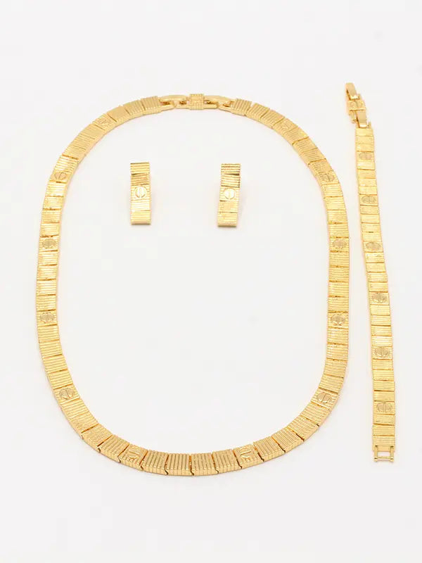 طقم كارتير الهبه 3 قطع اطقم CARTIER ذهبي