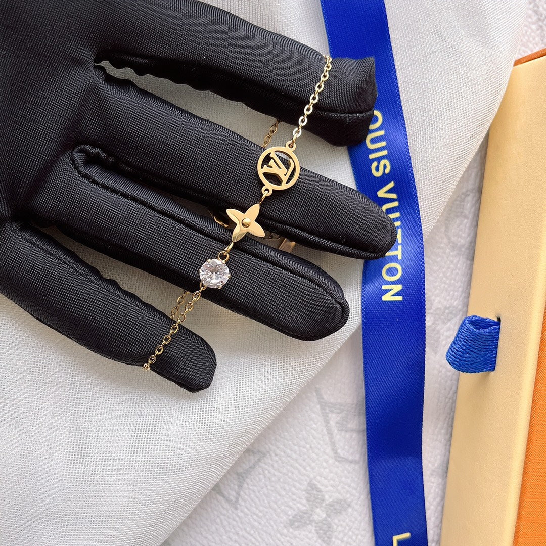 اسواره لويس فيتون لوقو بندنتس اسواره louis vuitton