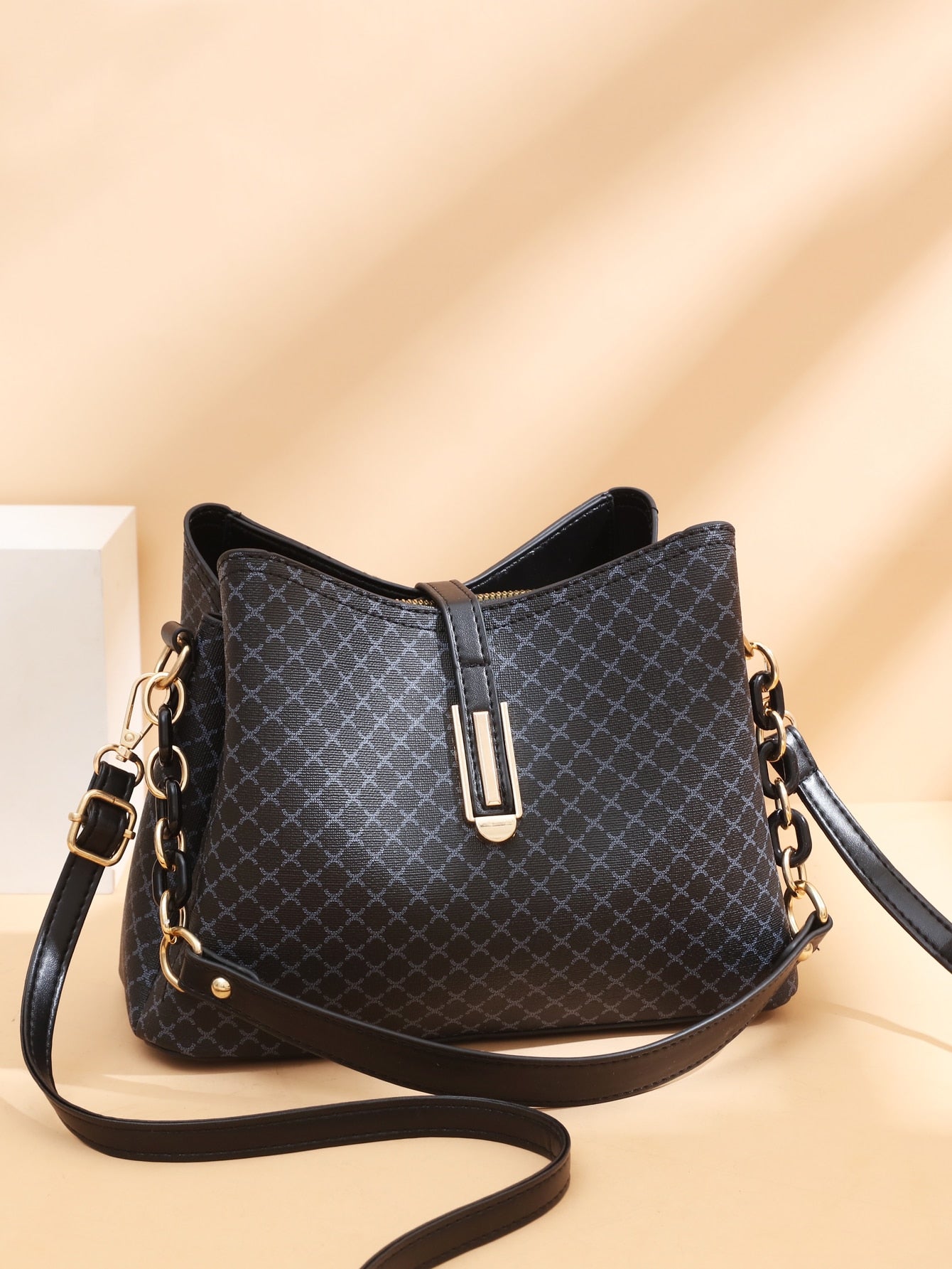 حقيبة كتف نسائية كلاسيكية متعددة الطبقات شنط وحقائب شنط اسود