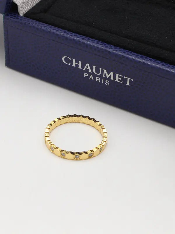 دبلة شومية لوقو هاف ستون خواتم chaumet