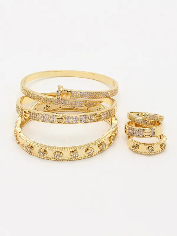 مجموعه فان كليف اساور وخواتم اسواره van cleef ذهبي 6