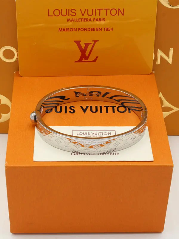 اسواره لويس فيتون فضي اسواره louis vuitton فضي