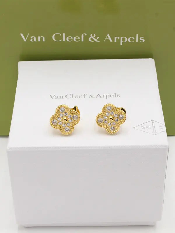 حلق فان كليف كبس الماستر حلق van cleef زركون ذهبي