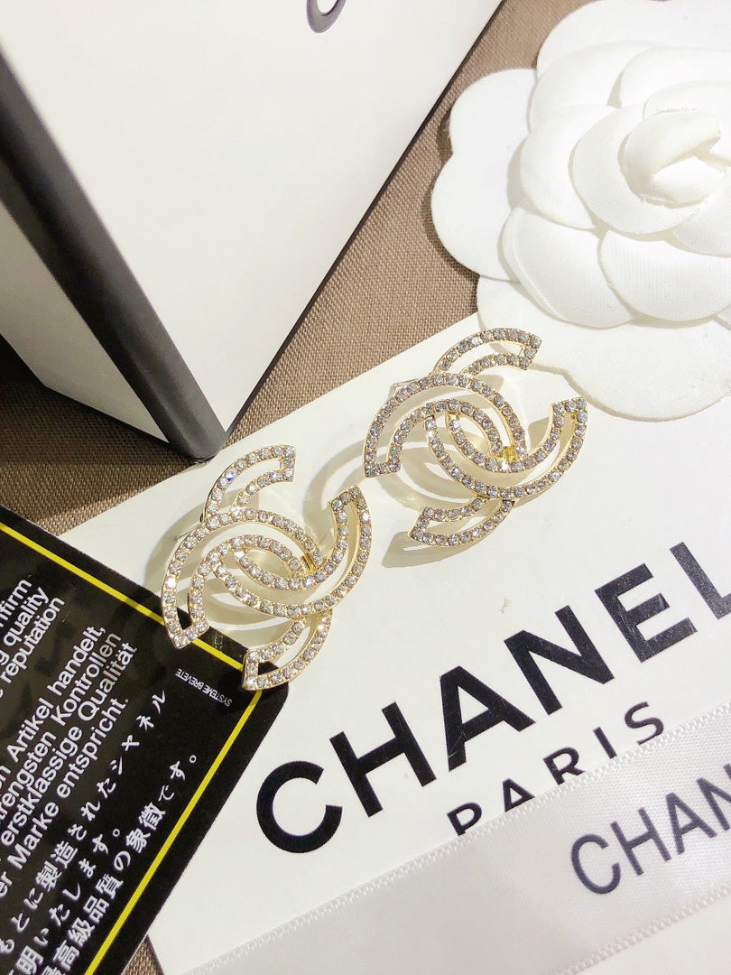 حلق شانيل 8029 حلق chanel ذهبي