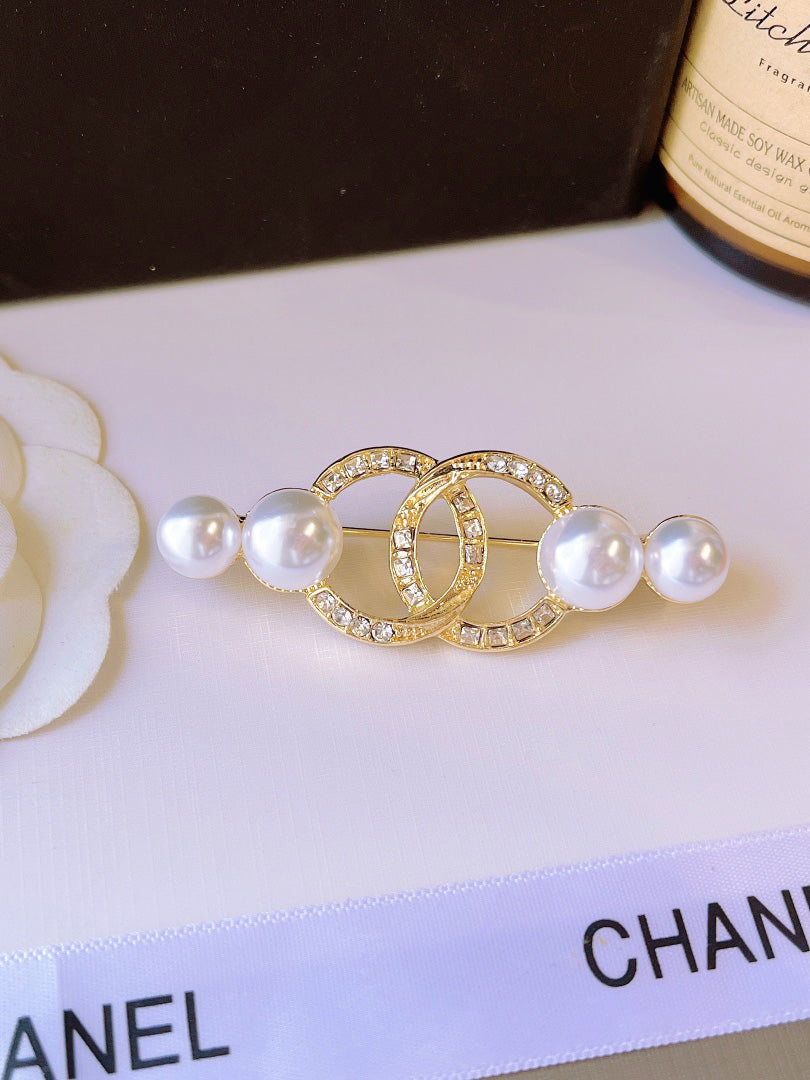 بروش ماركة شانيل لولو دوائر بروش chanel