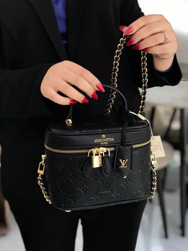 شنطة لويس فيتون وسط ماستر اسود شنط وحقائب louis vuitton bags