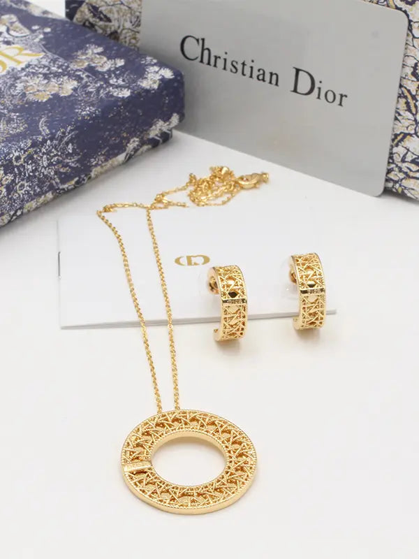 طقم ديور ميتال مدور ذهبي اطقم dior