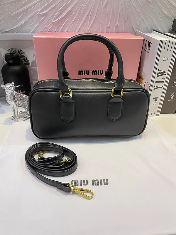شنطة ميو ميو فلات شنط وحقائب miumiu bags