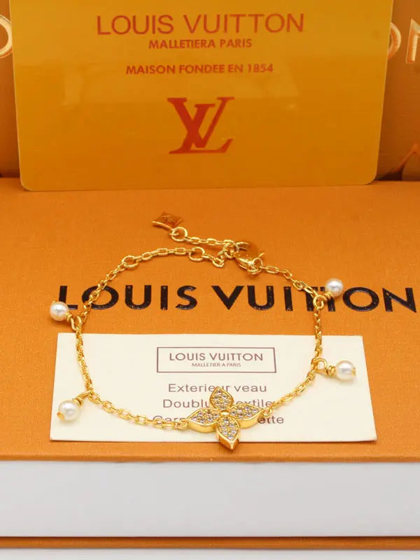 اساور لويس فيتون ملتي بيرل لوقو ماستر اسواره louis vuitton
