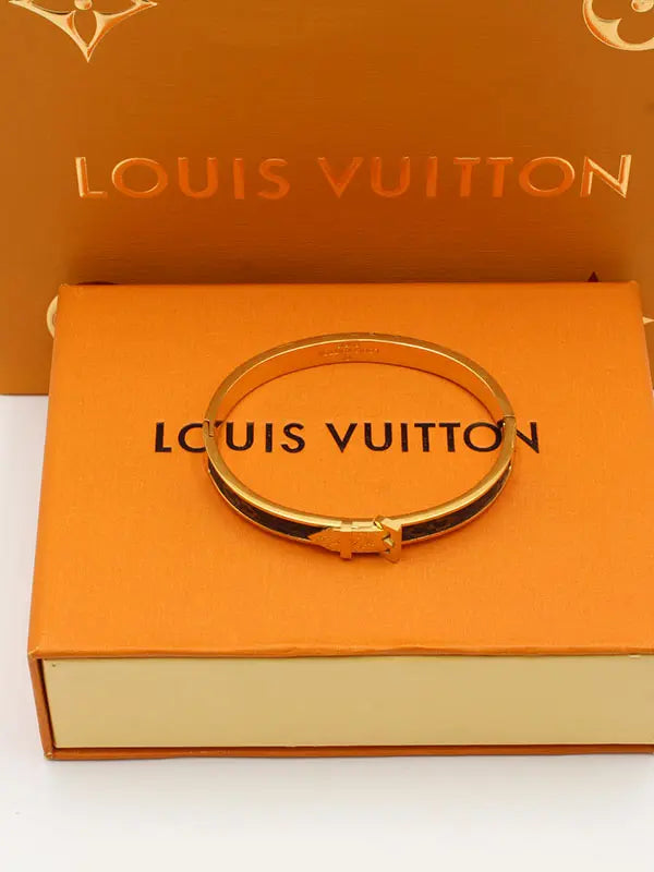 اسواره لويس فيتون كي بانقل قولد اند براون اسواره louis vuitton