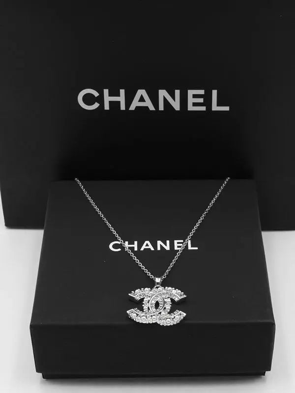 سلسال شانيل لوقو لوقو وزركون سلسال chanel فضي