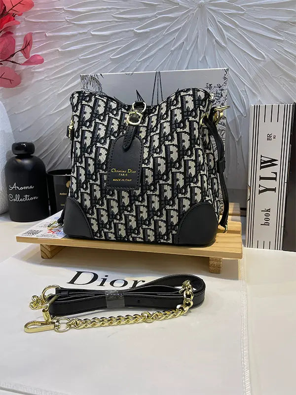 شنطة ديور ماستر وسط شنط وحقائب dior bags