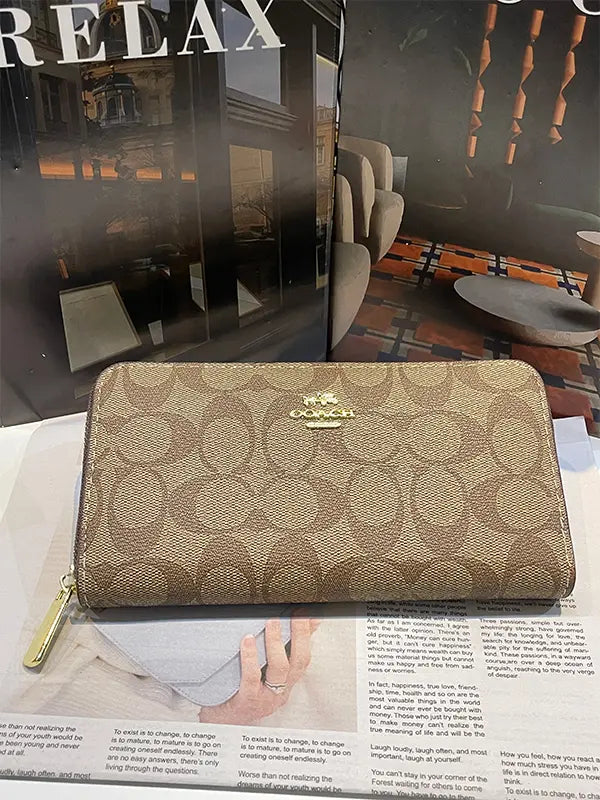 بوك كوتش 326 محافظ coach bags