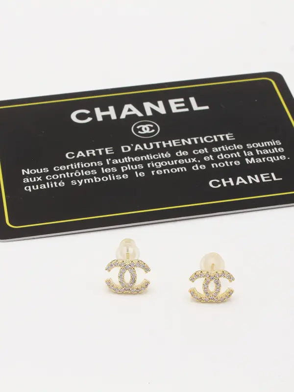 حلق شانيل صغير0.7 حلق chanel