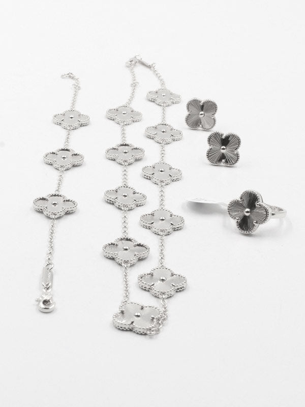 طقم فان كليف 10 وردات 4 قطع اطقم van cleef فضي 6