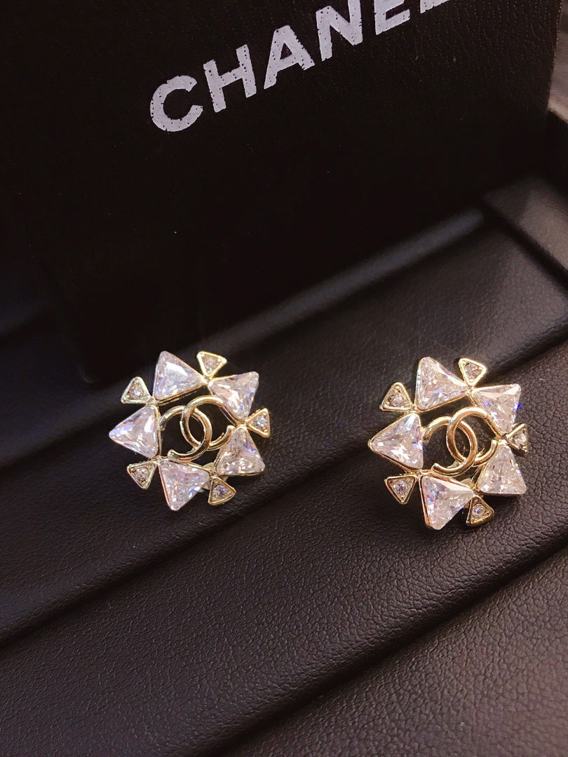 حلق شانيل 8034 حلق chanel ذهبي