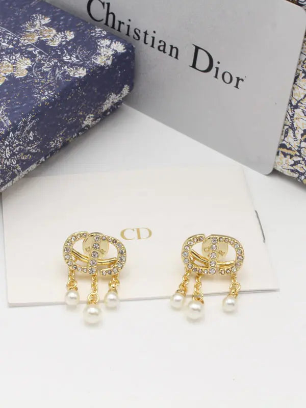 حلق ديور ثري بيرلز ماستر حلق dior