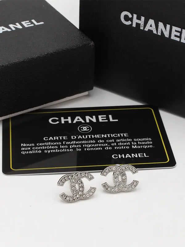 حلق شانيل زركون 575 حلق chanel فضي