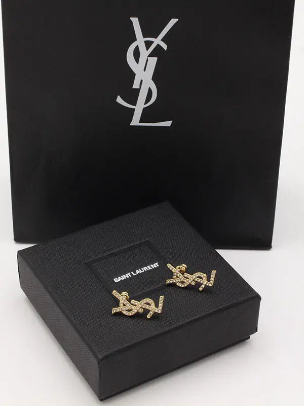 حلق ايف سان لوران كريستال لوقو حلق ysl