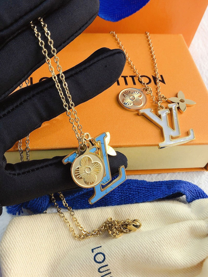 سلسال لويس فيتون بيق لوقو ملون سلسال louis vuitton