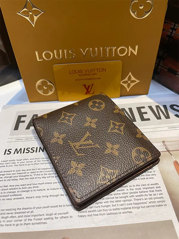 بوك لويس فيتون 320 محافظ louis vuitton bags