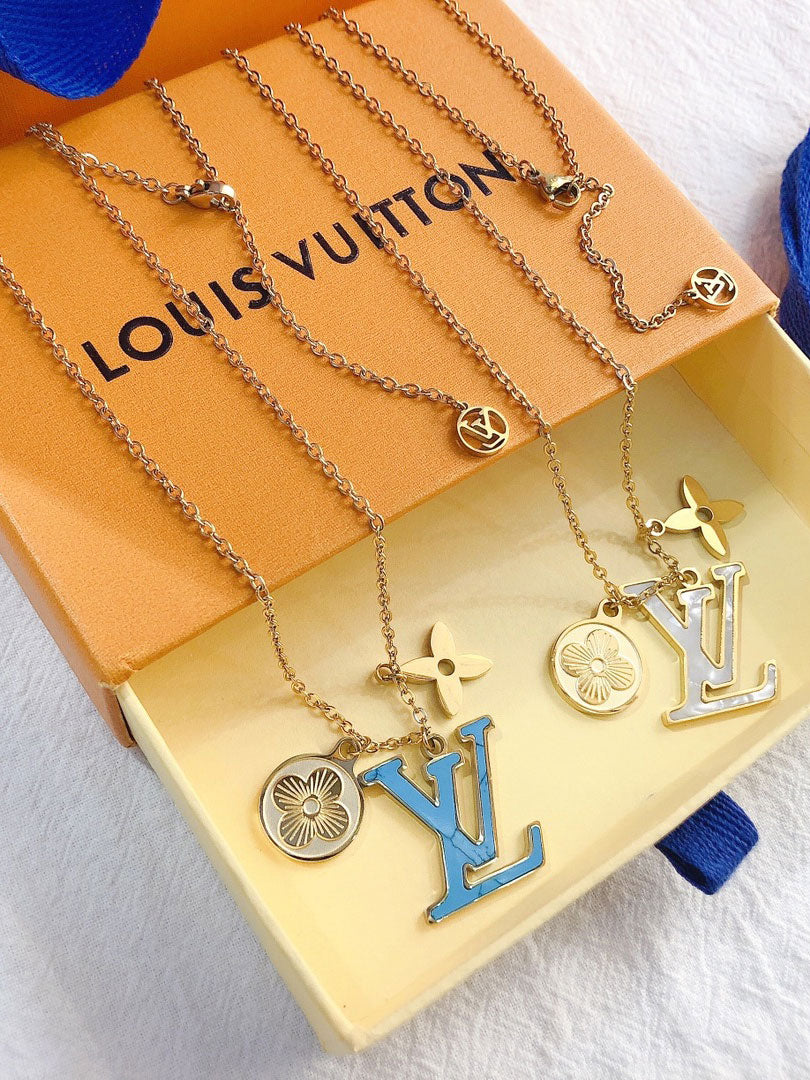 سلسال لويس فيتون بيق لوقو ملون سلسال louis vuitton